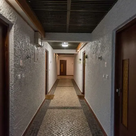 Family Apartment *